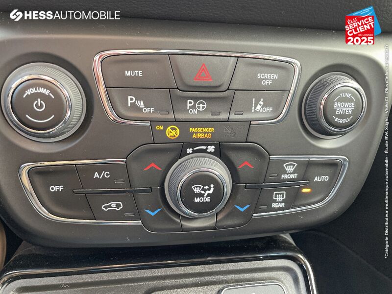 Véhicule d'occasion JEEP COMPASS 1.3 GSE T4 150CH LONGITUDE 4X2 BVR6 chez Fiat Besançon