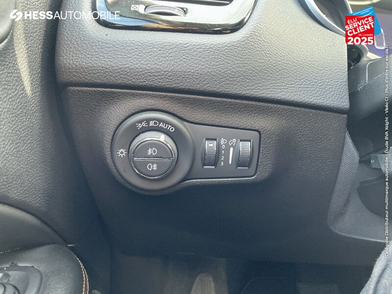 Véhicule d'occasion JEEP COMPASS 1.3 GSE T4 150CH LONGITUDE 4X2 BVR6 chez Fiat Besançon