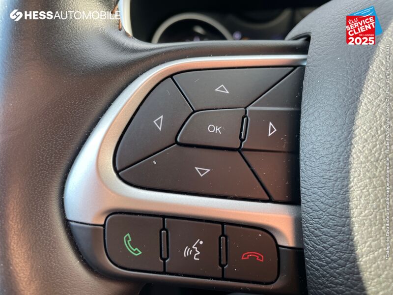 Véhicule d'occasion JEEP COMPASS 1.3 GSE T4 150CH LONGITUDE 4X2 BVR6 chez Fiat Besançon