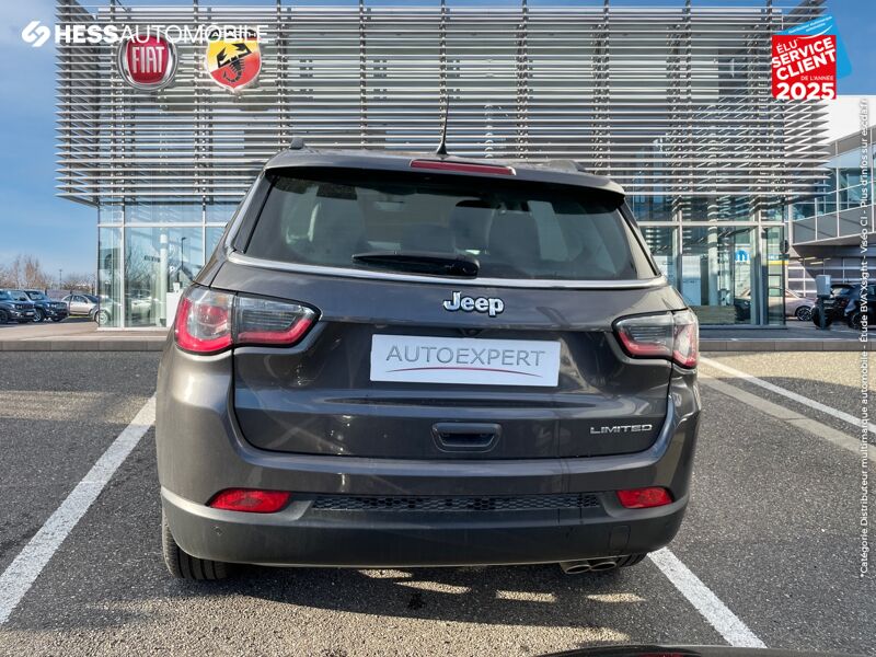 Véhicule d'occasion JEEP COMPASS 1.3 GSE T4 150CH LONGITUDE 4X2 BVR6 chez Fiat Besançon