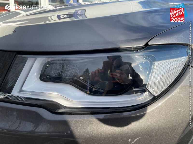 Véhicule d'occasion JEEP COMPASS 1.3 GSE T4 150CH LONGITUDE 4X2 BVR6 chez Fiat Besançon