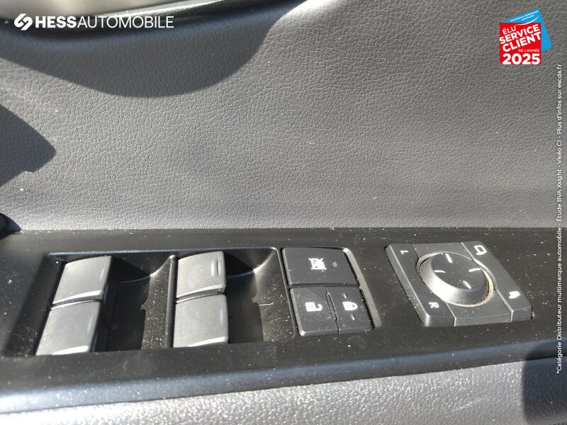 Véhicule d'occasion LEXUS UX 250H 2WD PREMIUM EDITION MY21 chez Lexus Metz
