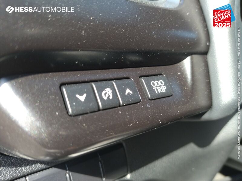 Véhicule d'occasion LEXUS UX 250H 2WD PREMIUM EDITION MY21 chez Lexus Metz