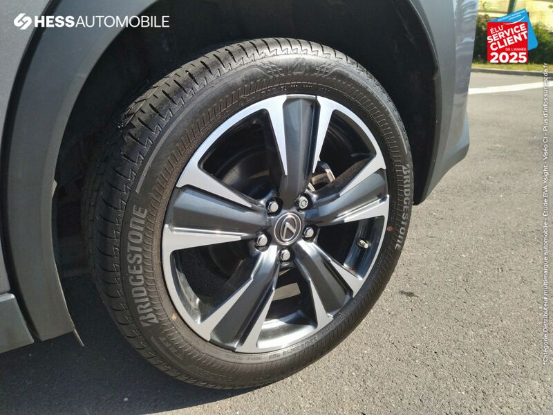 Véhicule d'occasion LEXUS UX 250H 2WD PREMIUM EDITION MY21 chez Lexus Metz