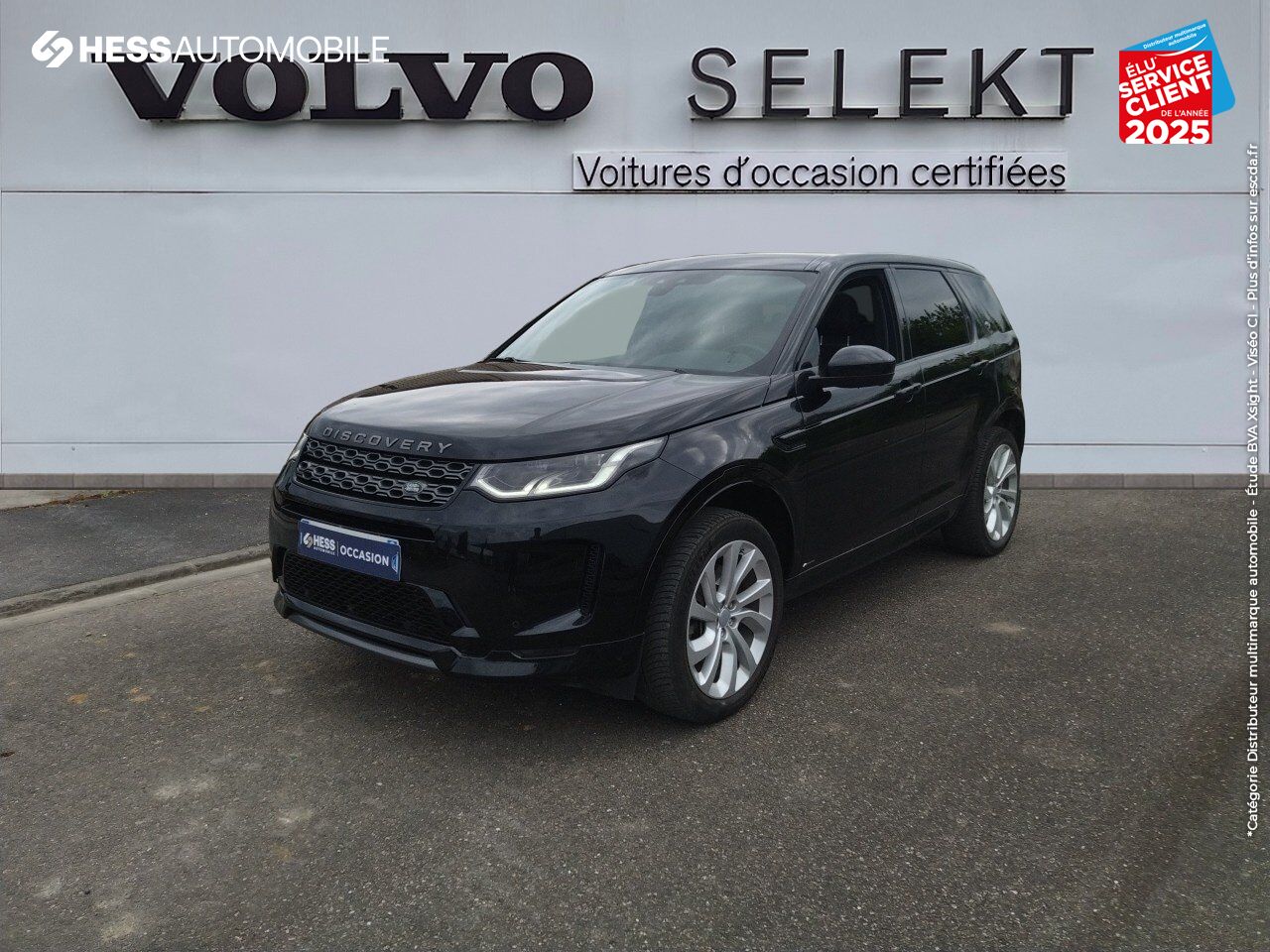 Véhicule d'occasion LAND-ROVER DISCOVERY SPORT P300E R-DYNAMIC SE AWD BVA MARK VI TPANO SIEGES CUIR GPS CAMERA chez Volvo Epernay