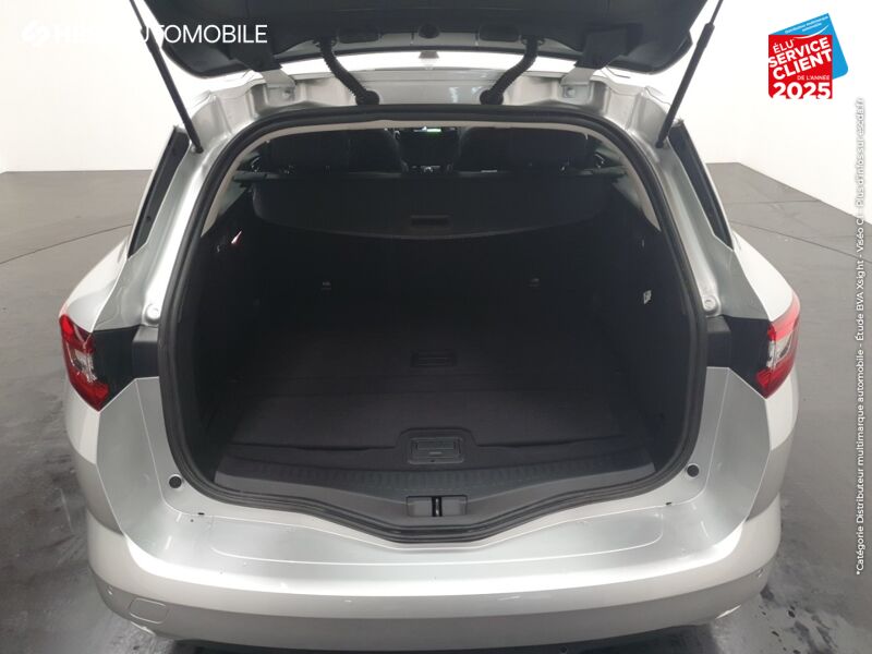 Véhicule d'occasion RENAULT MEGANE ESTATE 1.5 BLUE DCI 115CH BUSINESS chez Renault Strasbourg