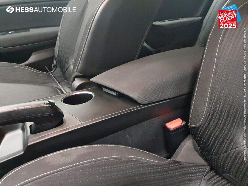 Véhicule d'occasion RENAULT MEGANE ESTATE 1.5 BLUE DCI 115CH BUSINESS chez Renault Strasbourg