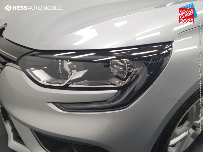 Véhicule d'occasion RENAULT MEGANE ESTATE 1.5 BLUE DCI 115CH BUSINESS chez Renault Strasbourg