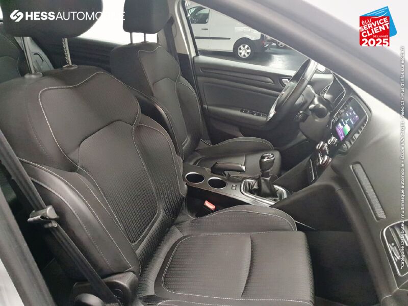 Véhicule d'occasion RENAULT MEGANE ESTATE 1.5 BLUE DCI 115CH BUSINESS chez Renault Strasbourg