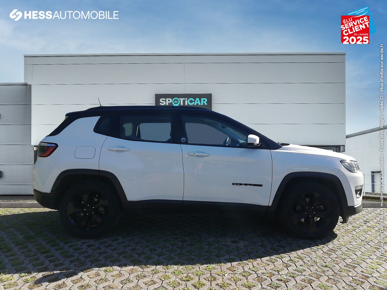 Véhicule d'occasion JEEP COMPASS 1.6 MULTIJET II 120CH BROOKLYN EDITION 4X2 GPS CAMERA chez Fiat Besançon