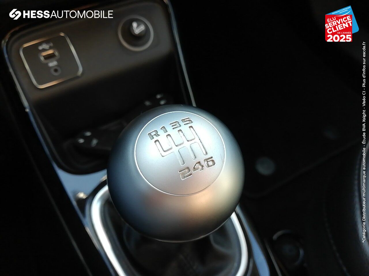 Véhicule d'occasion JEEP COMPASS 1.6 MULTIJET II 120CH BROOKLYN EDITION 4X2 GPS CAMERA chez Fiat Besançon