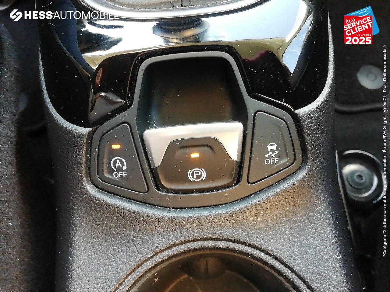 Véhicule d'occasion JEEP COMPASS 1.6 MULTIJET II 120CH BROOKLYN EDITION 4X2 GPS CAMERA chez Fiat Besançon