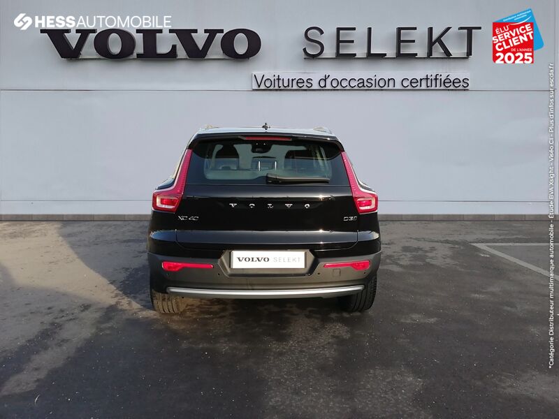 Véhicule d'occasion VOLVO XC40 D3 ADBLUE AWD 150CH MOMENTUM GEARTRONIC 8 GPS chez Volvo Metz