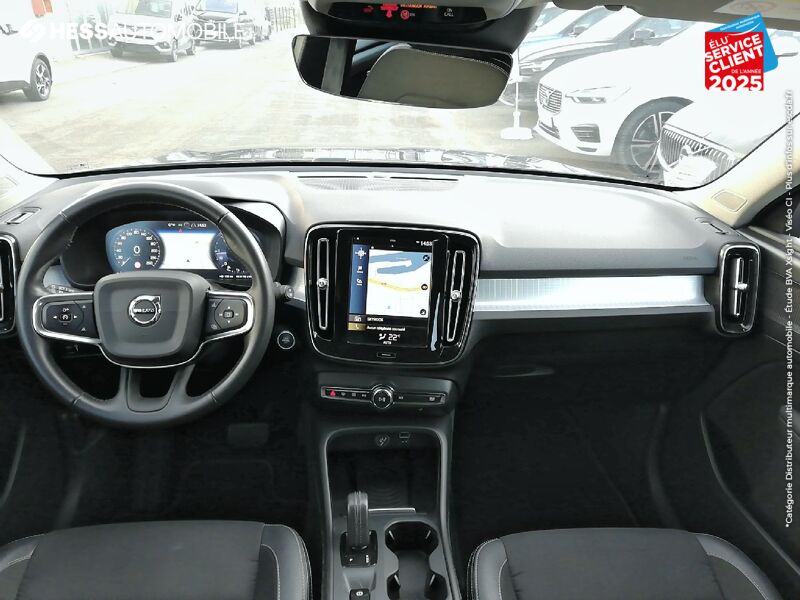 Véhicule d'occasion VOLVO XC40 D3 ADBLUE AWD 150CH MOMENTUM GEARTRONIC 8 GPS chez Volvo Metz