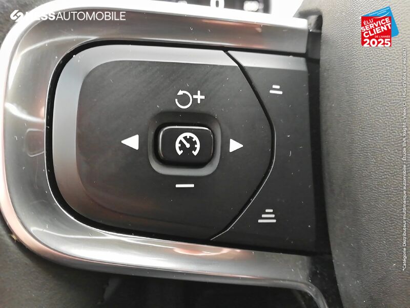 Véhicule d'occasion VOLVO XC40 D3 ADBLUE AWD 150CH MOMENTUM GEARTRONIC 8 GPS chez Volvo Metz