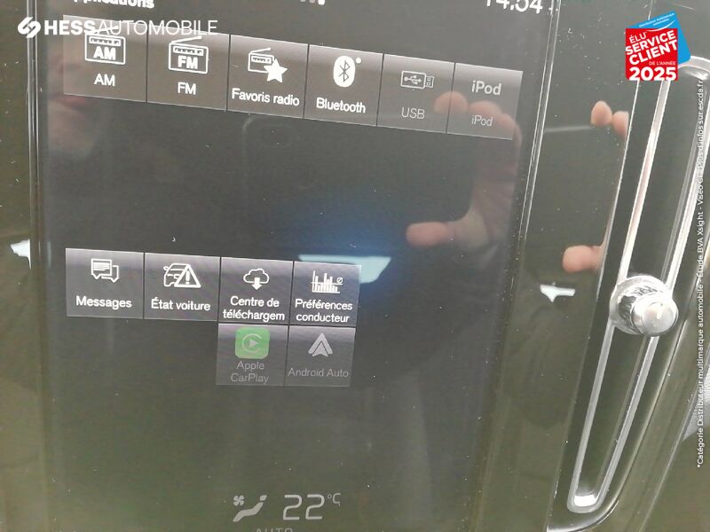 Véhicule d'occasion VOLVO XC40 D3 ADBLUE AWD 150CH MOMENTUM GEARTRONIC 8 GPS chez Volvo Metz
