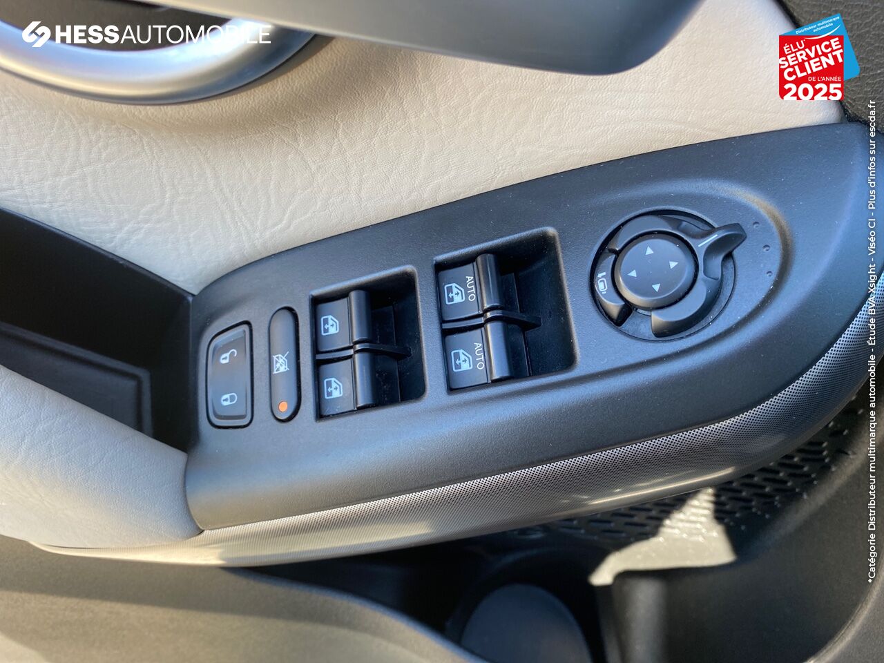 Véhicule d'occasion FIAT 500X 1.6 MULTIJET 16V 120CH LOUNGE chez Fiat Besançon