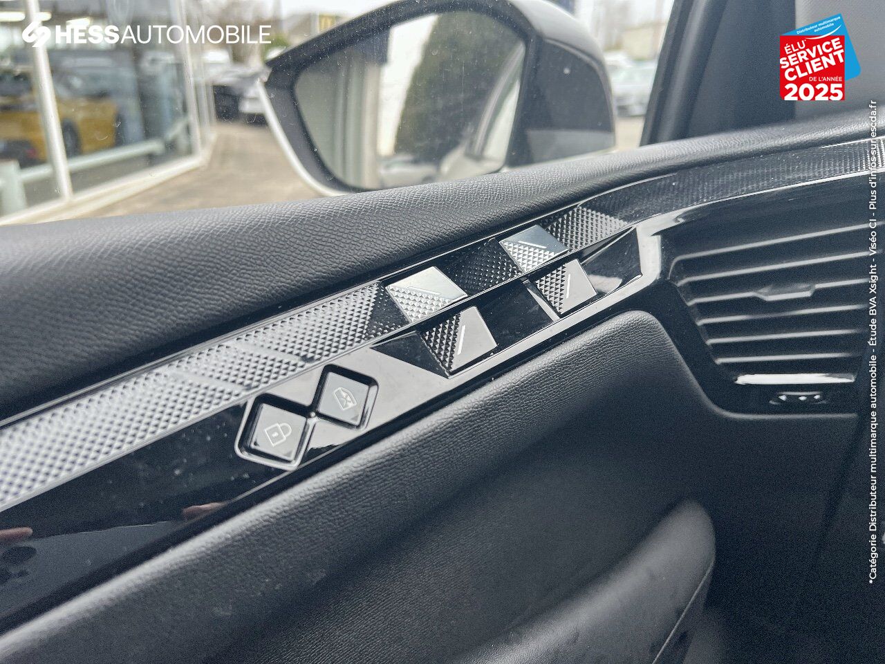 Véhicule d'occasion DS DS 4 BLUEHDI 130CH BASTILLE AUTOMATIQUE CARPLAY chez Renault Saint-Louis