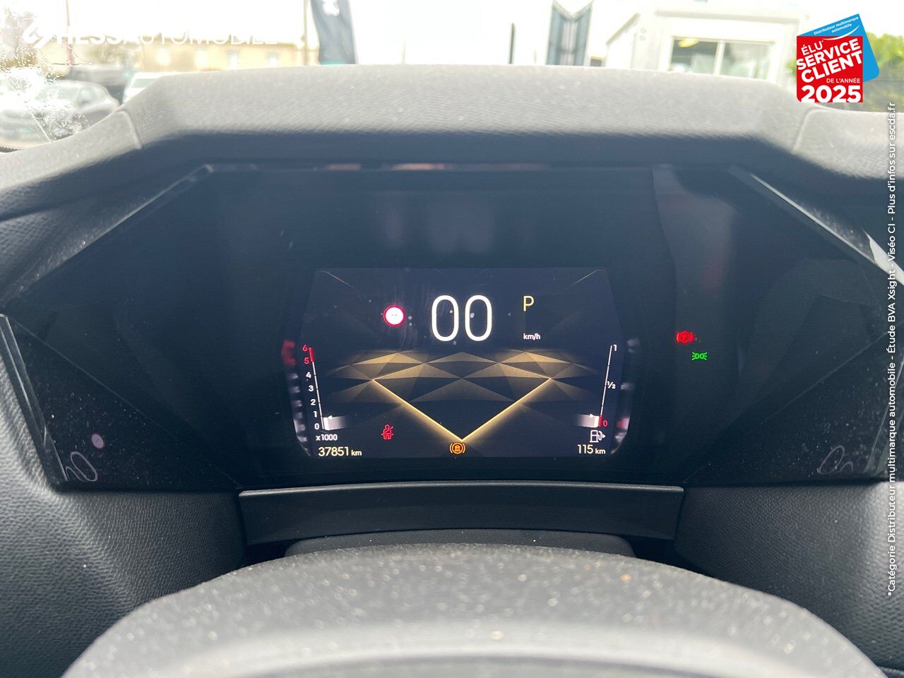Véhicule d'occasion DS DS 4 BLUEHDI 130CH BASTILLE AUTOMATIQUE CARPLAY chez Renault Saint-Louis