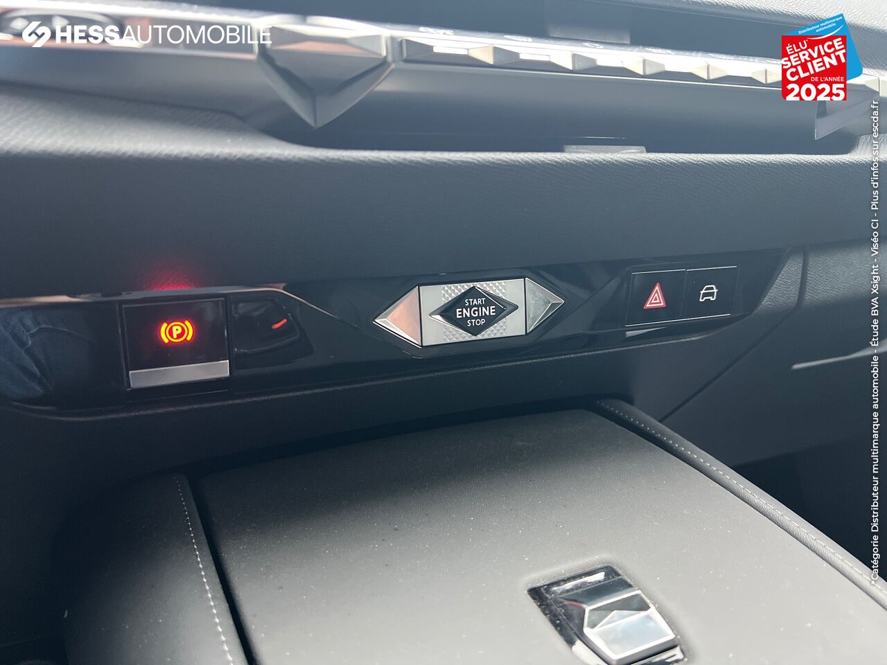 Véhicule d'occasion DS DS 4 BLUEHDI 130CH BASTILLE AUTOMATIQUE CARPLAY chez Renault Saint-Louis
