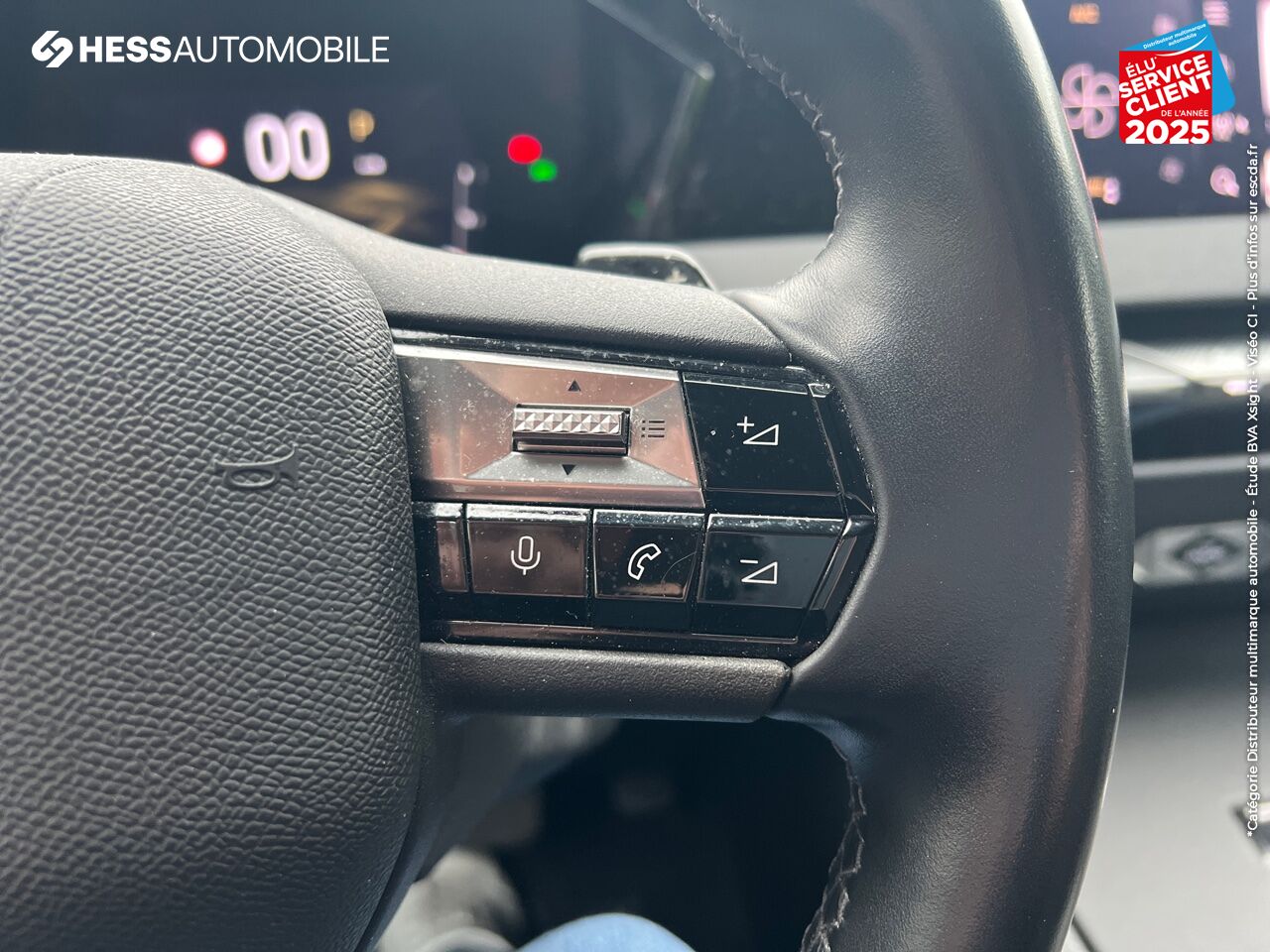 Véhicule d'occasion DS DS 4 BLUEHDI 130CH BASTILLE AUTOMATIQUE CARPLAY chez Renault Saint-Louis