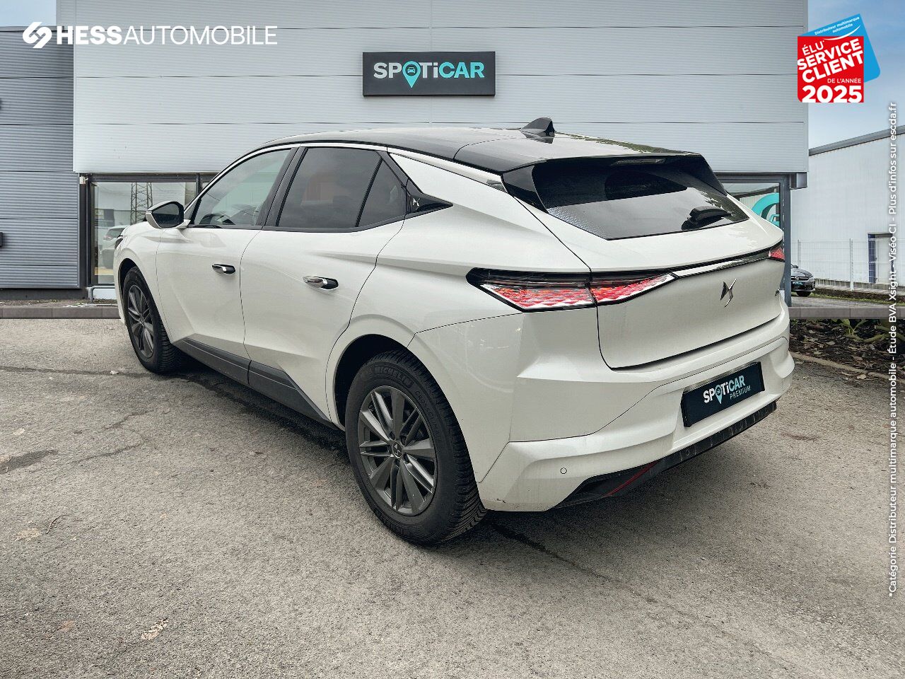 Véhicule d'occasion DS DS 4 BLUEHDI 130CH BASTILLE AUTOMATIQUE CARPLAY chez Renault Saint-Louis