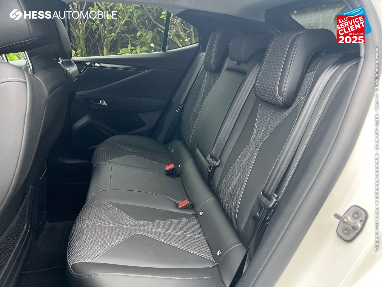 Véhicule d'occasion DS DS 4 BLUEHDI 130CH BASTILLE AUTOMATIQUE CARPLAY chez Renault Saint-Louis