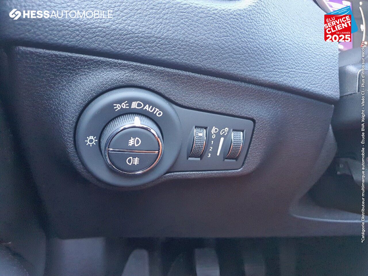 Véhicule d'occasion JEEP COMPASS 1.3 GSE T4 130CH BROOKLYN EDITION 4X2 chez Fiat Colmar