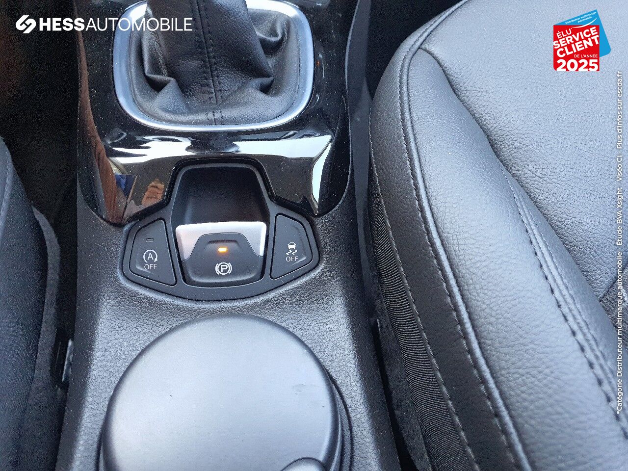 Véhicule d'occasion JEEP COMPASS 1.3 GSE T4 130CH BROOKLYN EDITION 4X2 chez Fiat Colmar