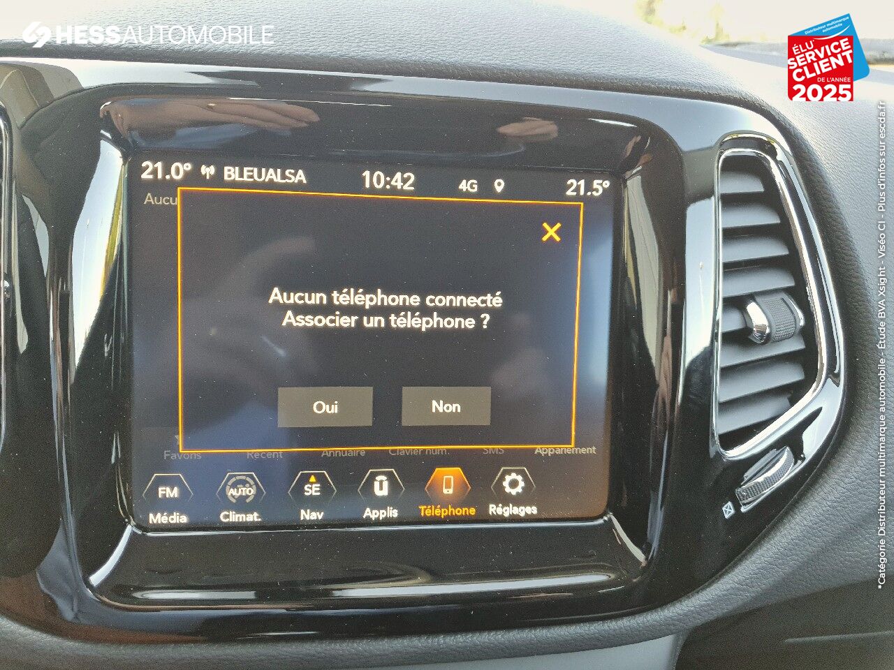 Véhicule d'occasion JEEP COMPASS 1.3 GSE T4 130CH BROOKLYN EDITION 4X2 chez Fiat Colmar