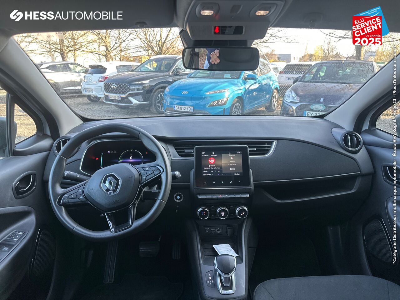 Véhicule d'occasion RENAULT ZOE LIFE CHARGE NORMALE R110 ACHAT INTEGRAL - 20 chez Renault Colmar