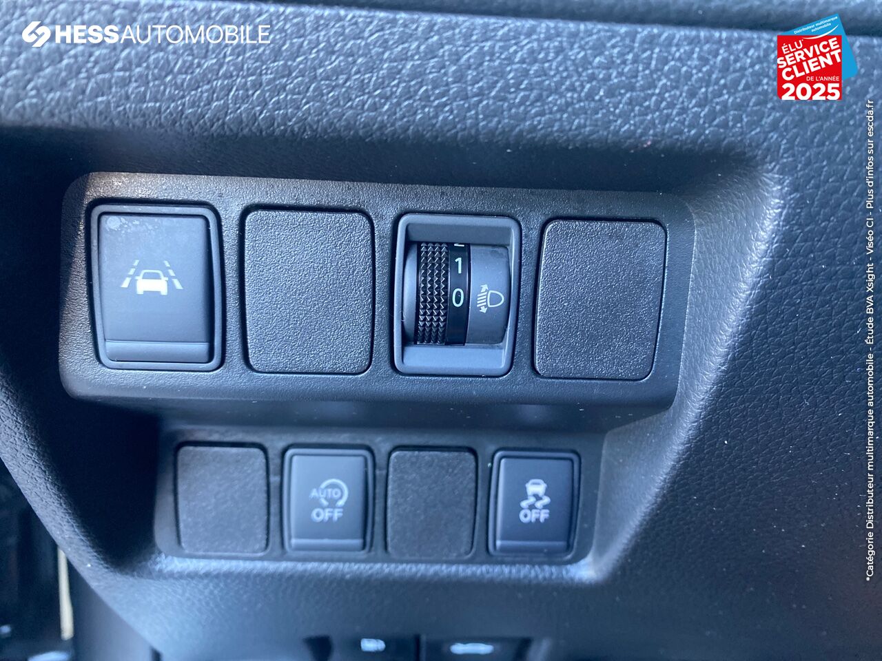 Véhicule d'occasion NISSAN QASHQAI 1.5 DCI 110CH N-CONNECTA GPS CAM360 chez Nissan Nancy