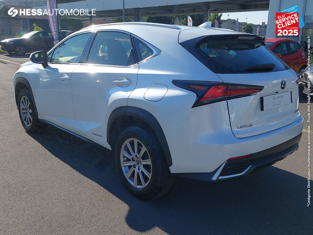 Véhicule d'occasion LEXUS NX 300H 2WD PACK BUSINESS CAMERA GPS LED SIEGES CHAUF chez Lexus Metz