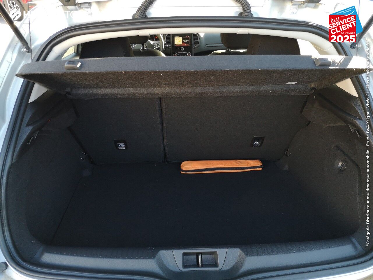 Véhicule d'occasion RENAULT MEGANE 1.5 BLUE DCI 115CH BUSINESS GPS RADAR AV/AR chez Renault Forbach