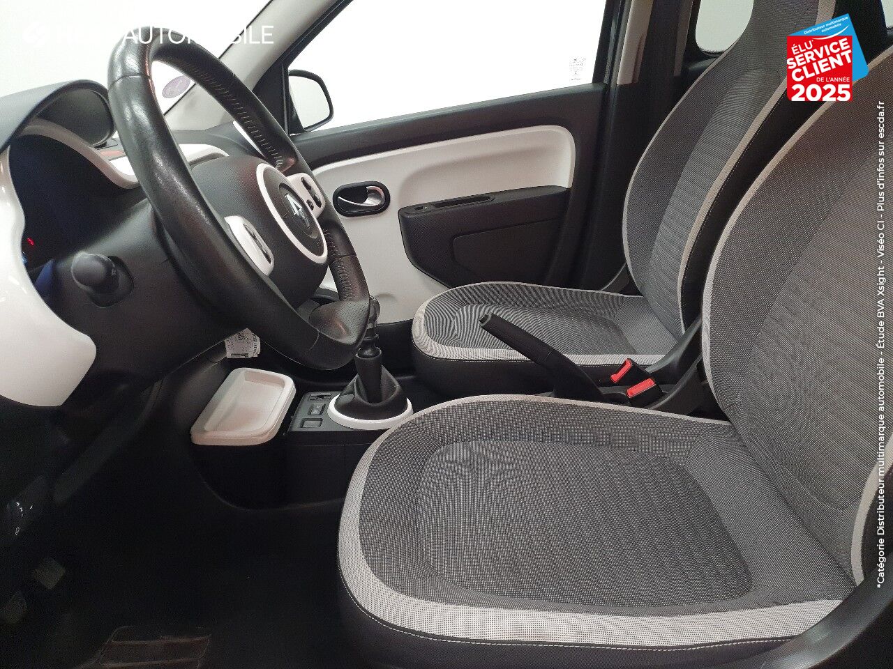 Véhicule d'occasion RENAULT TWINGO 0.9 TCE 90CH ENERGY INTENS EURO6C 1ERE MAIN chez Renault Strasbourg