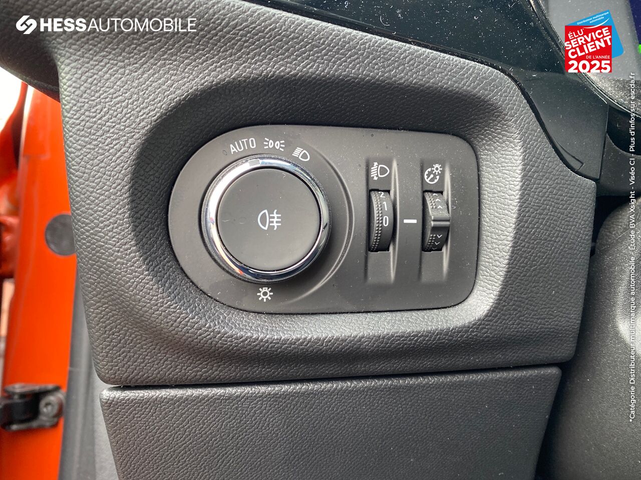 Véhicule d'occasion OPEL CORSA CORSA-E 136CH EDITION chez Opel Belfort