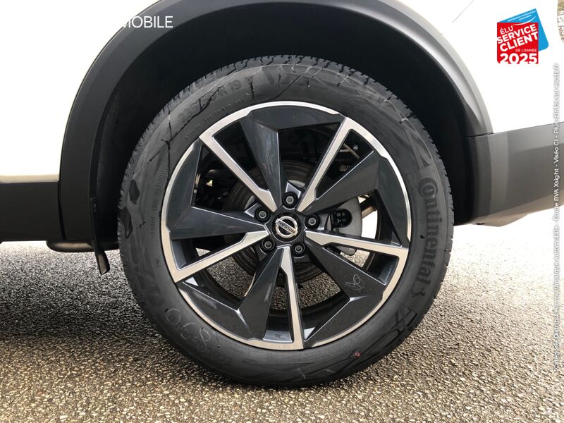 Véhicule d'occasion NISSAN QASHQAI 1.3 MILD HYBRID 158CH TEKNA+ XTRONIC TPANO SIEGE CHAUF/MASSANT GPS CAMERA chez Nissan Beaune