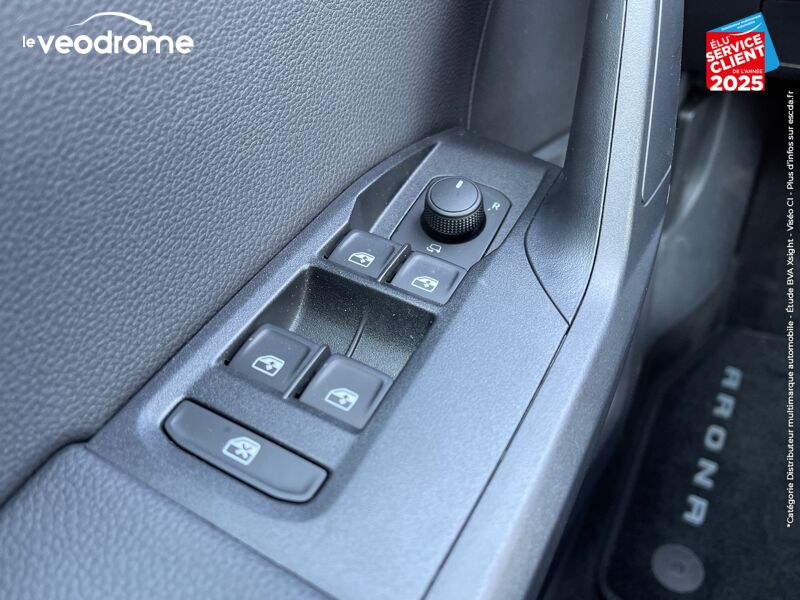 Véhicule d'occasion SEAT ARONA 1.0 TSI 110CH FR DSG7 CAMERA GPS RADAR AV/AR APPLE CARPLAY/ANDROID AUTO chez Le Veodrome