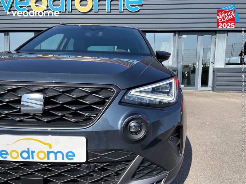 Véhicule d'occasion SEAT ARONA 1.0 TSI 110CH FR DSG7 CAMERA GPS RADAR AV/AR APPLE CARPLAY/ANDROID AUTO chez Le Veodrome