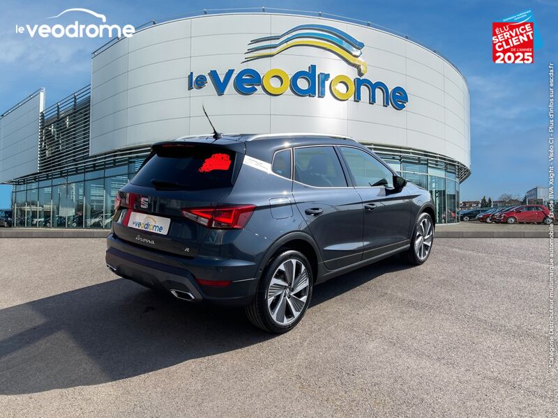 Véhicule d'occasion SEAT ARONA 1.0 TSI 110CH FR DSG7 CAMERA GPS RADAR AV/AR APPLE CARPLAY/ANDROID AUTO chez Le Veodrome