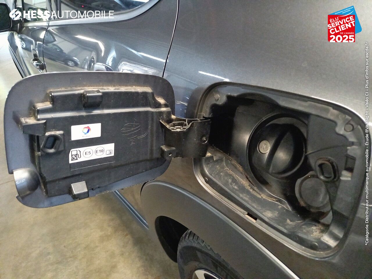 Véhicule d'occasion CITROEN C3 1.2 PURETECH 110CH S/S SHINE PACK EAT6 chez Hyundai Epernay