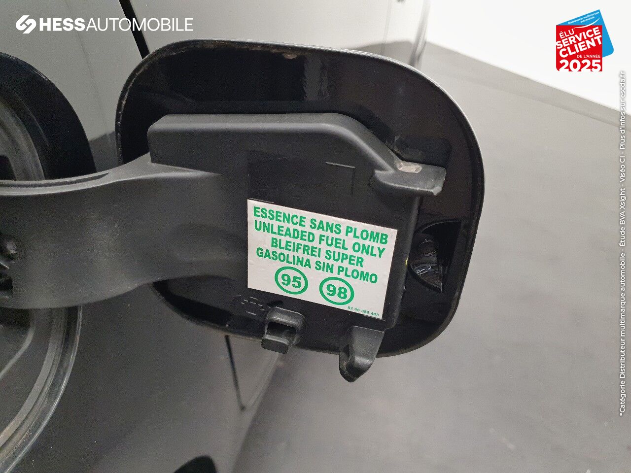 Véhicule d'occasion RENAULT TWINGO 1.0 SCE 70CH S/S ZEN ECO chez Renault Strasbourg