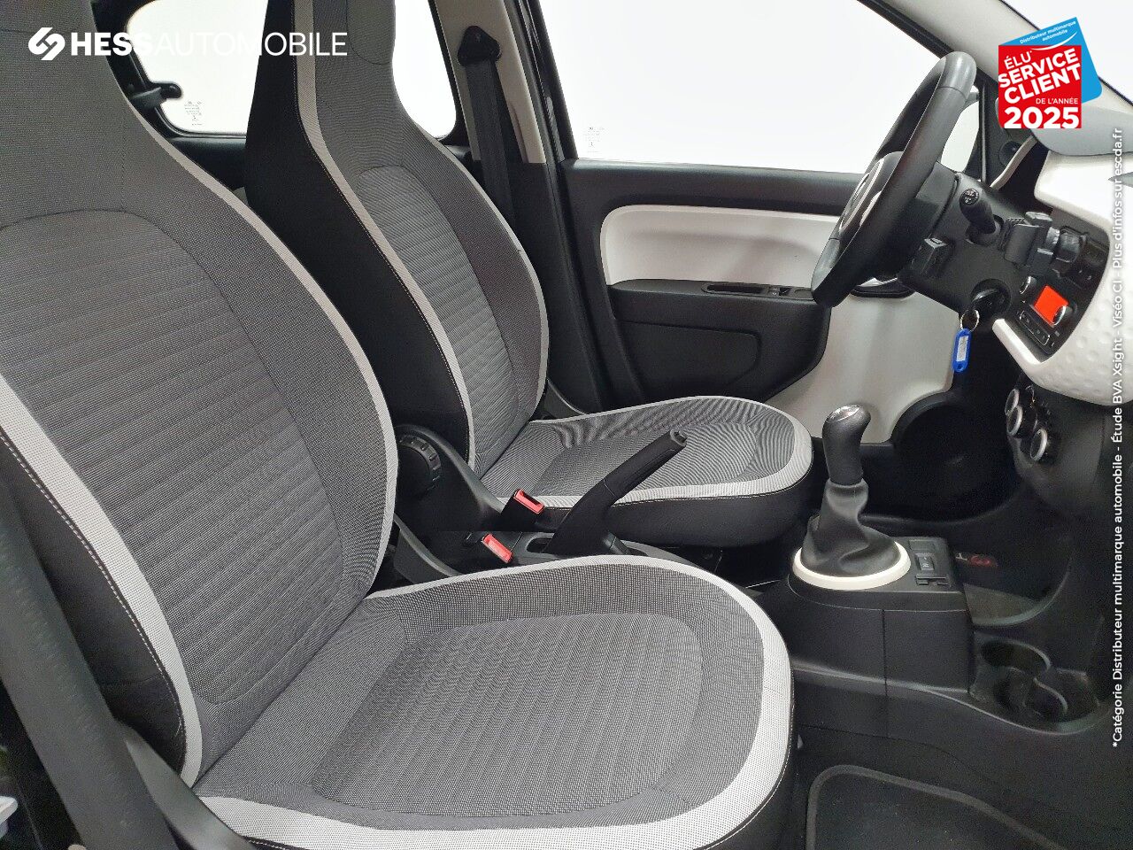 Véhicule d'occasion RENAULT TWINGO 1.0 SCE 70CH S/S ZEN ECO chez Renault Strasbourg
