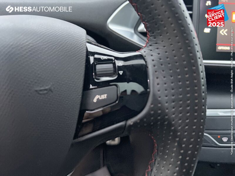 Véhicule d'occasion PEUGEOT 308 1.5 BLUEHDI 130CH S/S GT LINE TPANO GPS RADAR AV/AR CARPLAY chez Peugeot Hirson