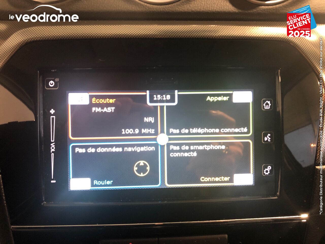 Véhicule d'occasion SUZUKI VITARA 1.4 BOOSTERJET HYBRID 129CH STYLE -23 CAMERA chez Le Veodrome