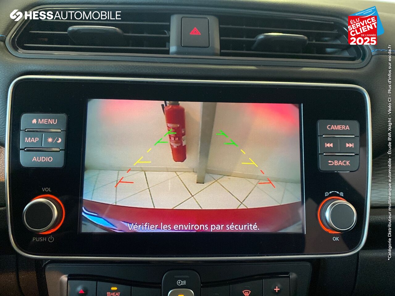 Véhicule d'occasion NISSAN LEAF 150CH 40KWH ACENTA GPS CAMERA chez Nissan Besançon
