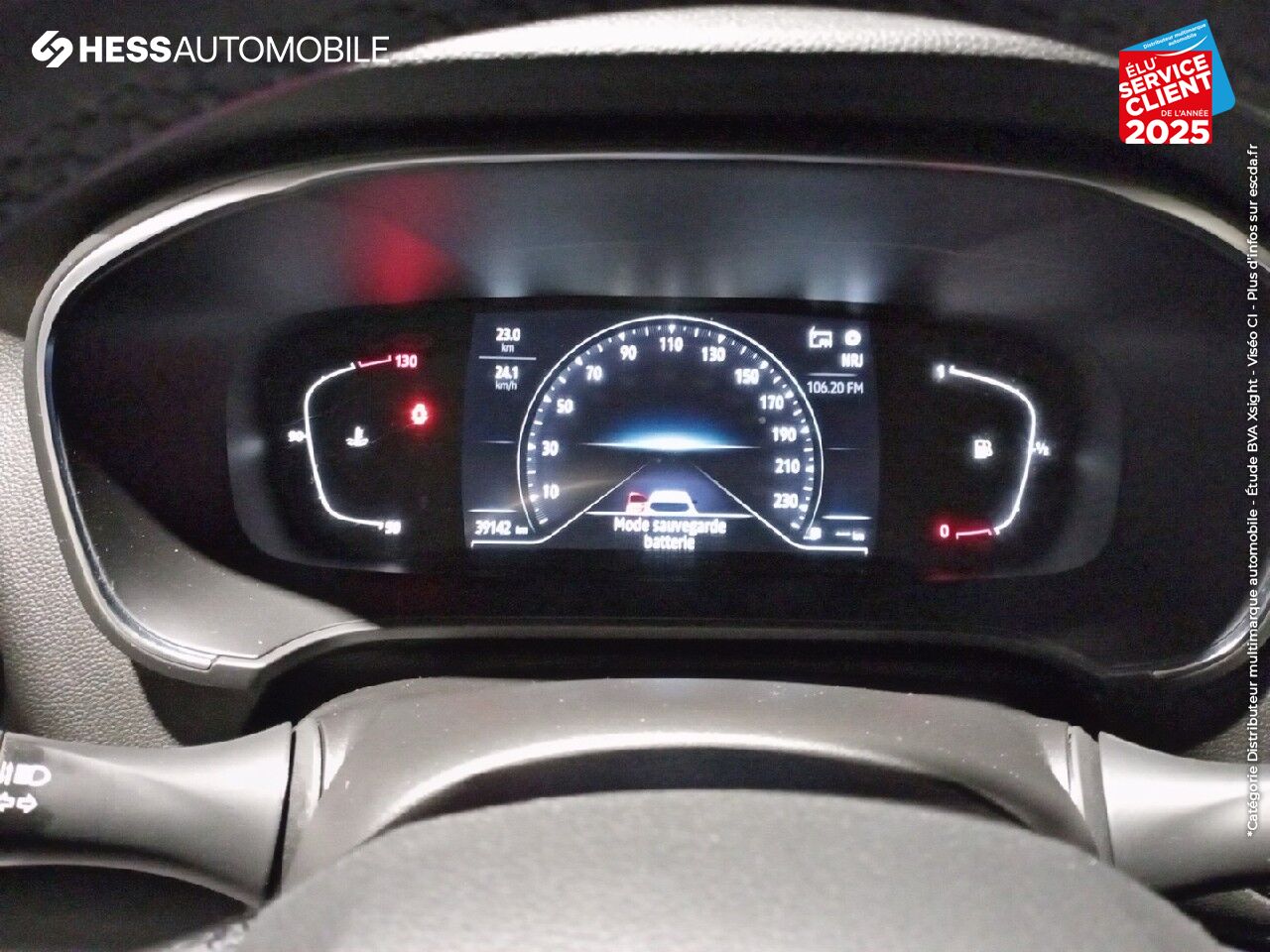Véhicule d'occasion RENAULT MEGANE 1.5 BLUE DCI 115CH BUSINESS GPS RADAR AV/AR chez Renault Montbéliard