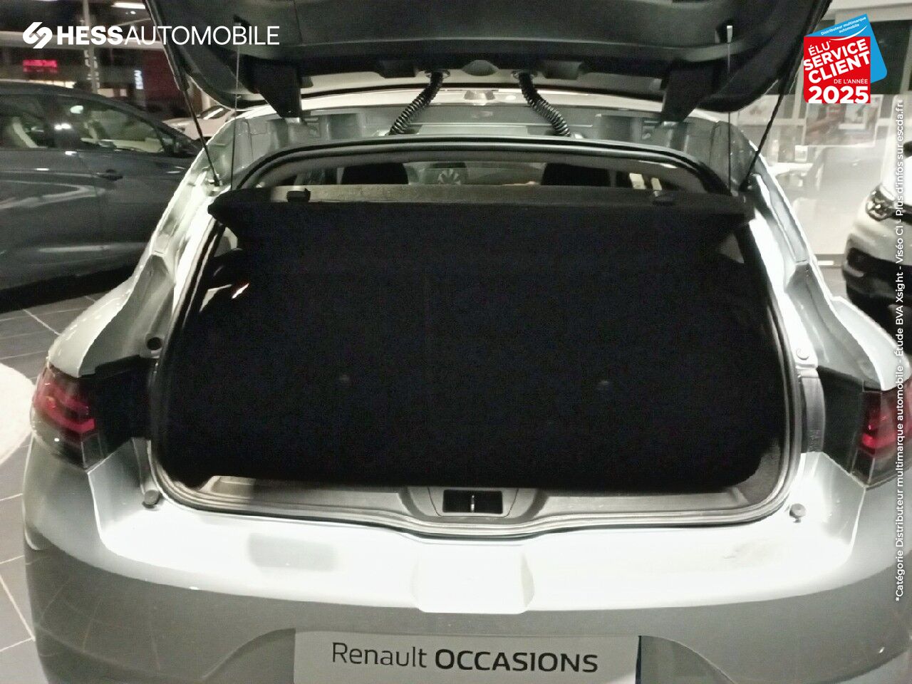Véhicule d'occasion RENAULT MEGANE 1.5 BLUE DCI 115CH BUSINESS GPS RADAR AV/AR chez Renault Montbéliard