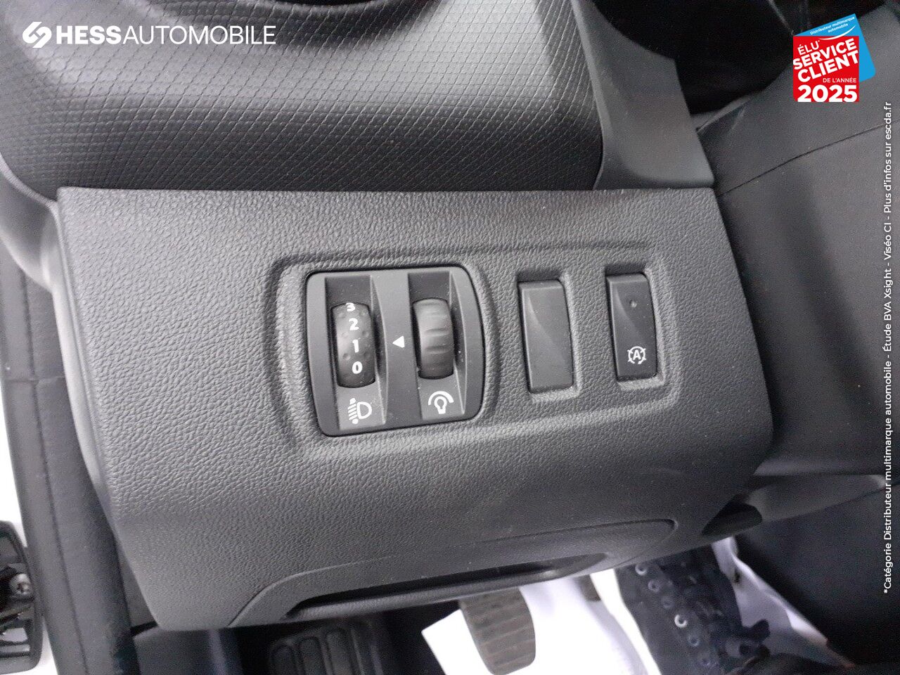 Véhicule d'occasion RENAULT CLIO ESTATE 1.5 DCI 90CH ENERGY BUSINESS EURO6C GPS chez Renault Mulhouse
