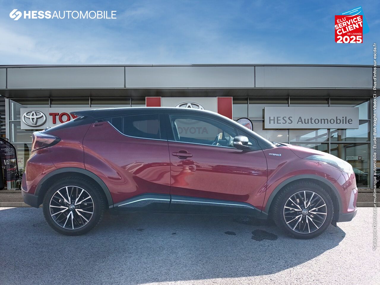 Véhicule d'occasion TOYOTA C-HR 122H COLLECTION 2WD E-CVT RC18 chez Toyota Besançon